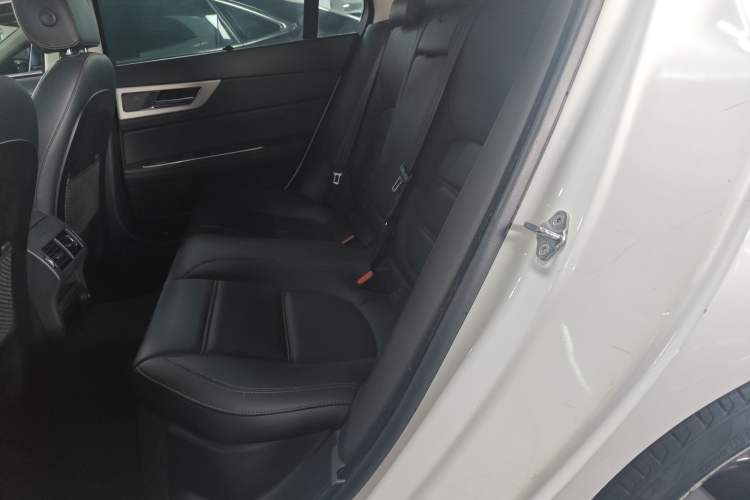 Used Jaguar XEL 2018 2.0T 200 PS Premium Edition
