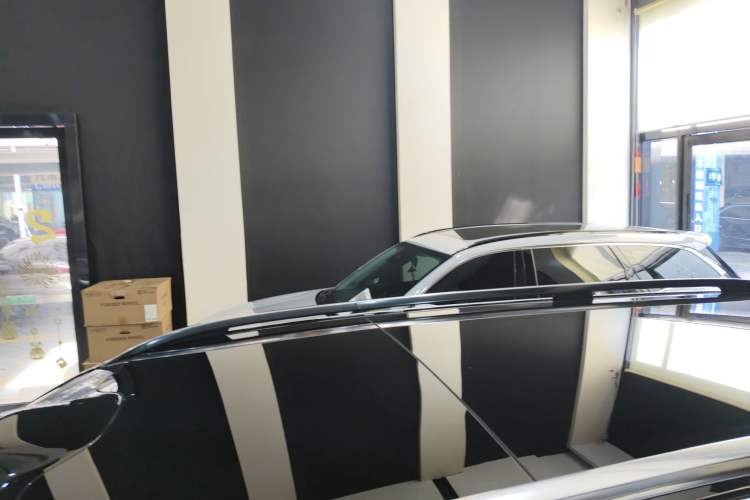 Used Hima AITO M9 2025 All-Electric Max Version 100 kWh 6-Seater
