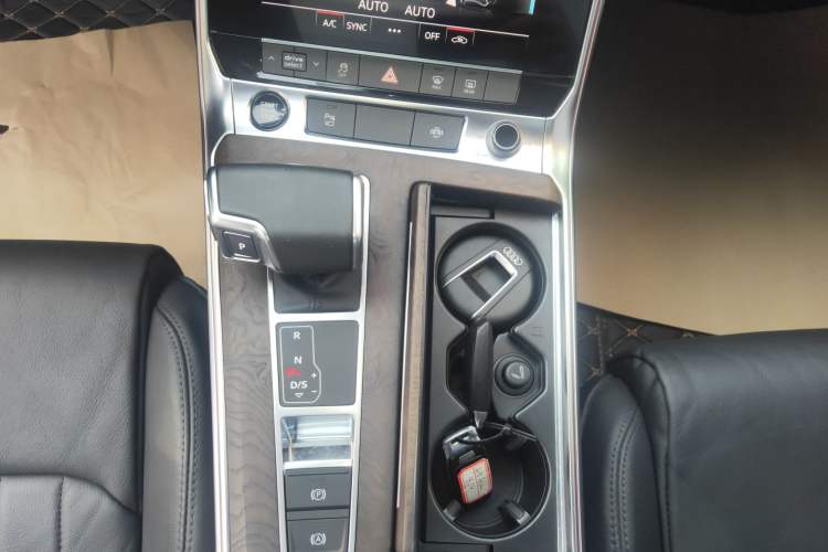 Used Audi A6L 2021 45 TFSI Prestige Elegant Edition
