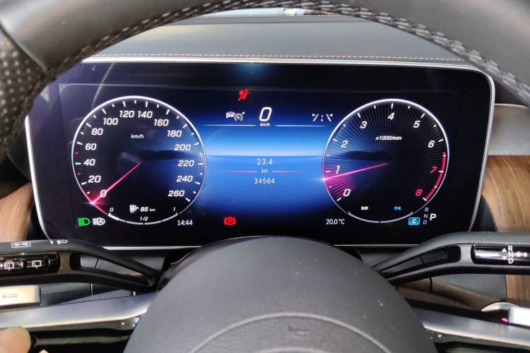 Used Mercedes-Benz GLC 2023 GLC 300 L 4MATIC Dynamic 7-Seater