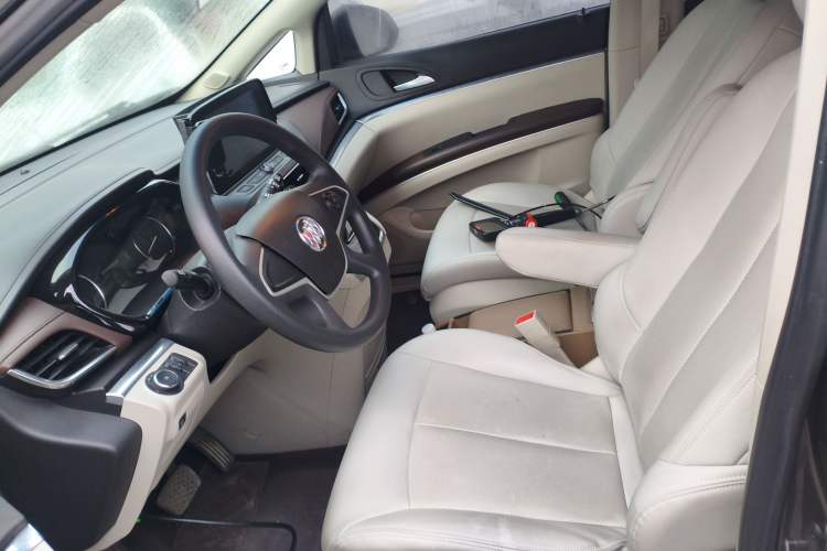 Used Buick GL8 2021 Land Cruiser Executive Class 652T Comfort Model
