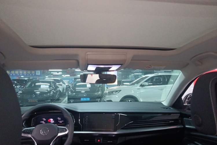 Used Volkswagen Passat 2025 Outstanding Model 330TSI Starry Elite Edition
