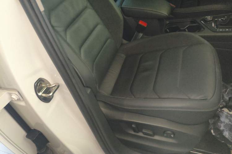 Used Volkswagen Tiguan L 2021 380TSI Automatic All-Wheel Drive R-Line Comfort Plus 7-Seater
