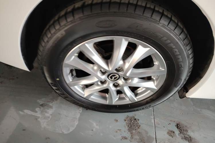 Used Mazda Mazda 3 Axela 2017 Sedan 1.5L Automatic Luxury Model Emission Standard China V
