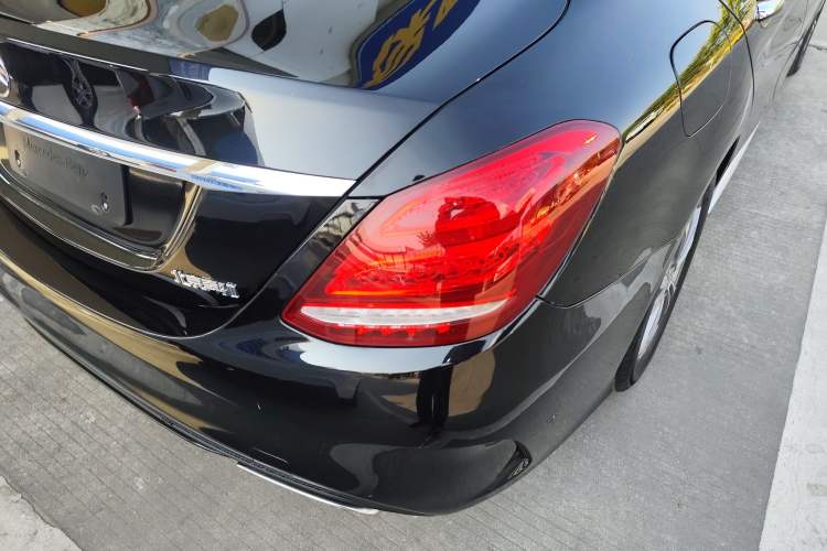 Used Mercedes-Benz C-Class 2017 Facelift C 200 L Sport Edition