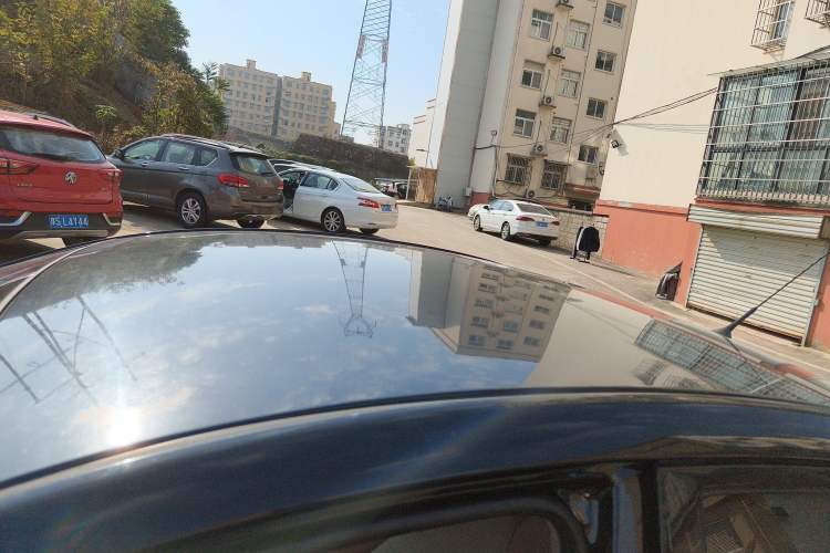 Used Hyundai Verna 2014 1.4L Manual Smart GLS Trim
