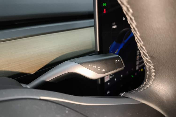 Used Tesla Model Y 2022 Rear-Wheel-Drive Version
