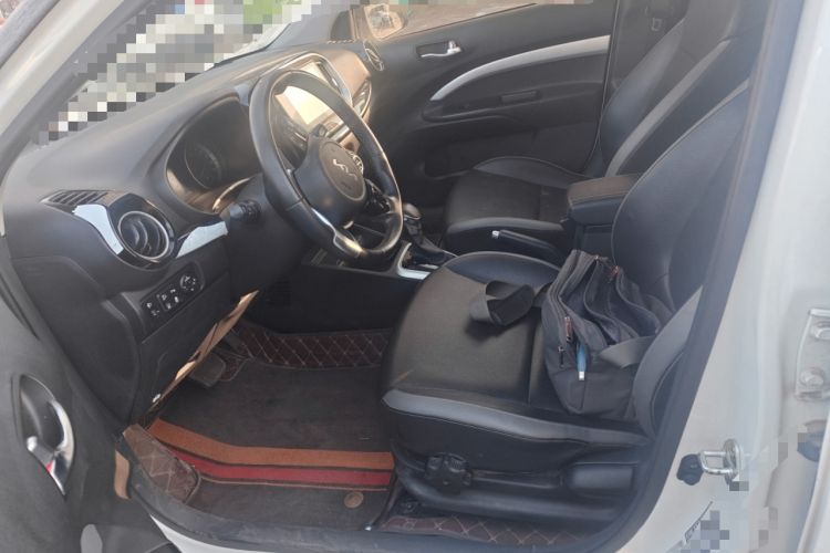 Used Kia kx1 Stonic 2021 1.4L CVT Fun & Sunroof Model
