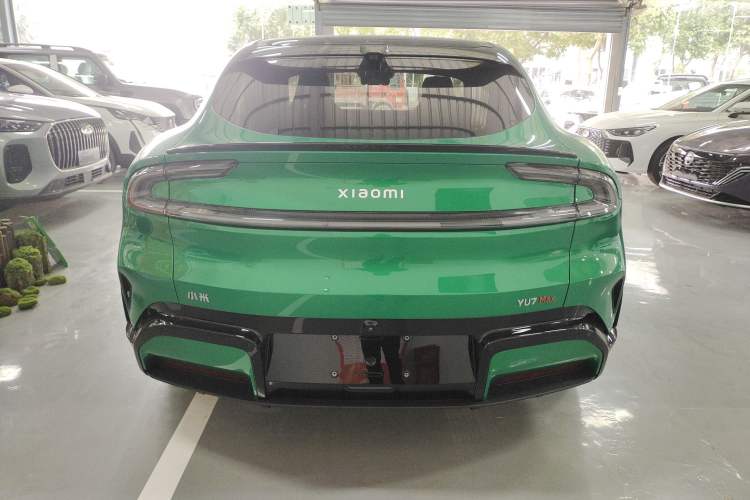 Used Xiaomi Auto YU7 2025 Ultra-Long Range High-Performance All-Wheel-Drive Max Edition
