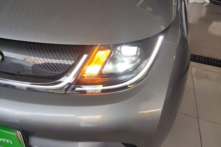 Used BYD Dolphin 2023 420 km Fashion Edition