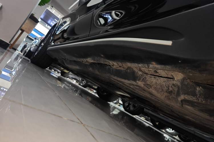 Used Mercedes-Benz GLE 2023 GLE 350 4MATIC Stylish Model
