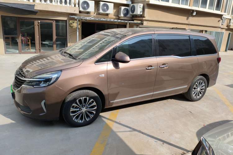 Used Buick GL8 2021 Land Cruiser Executive Class 652T Luxury Model
