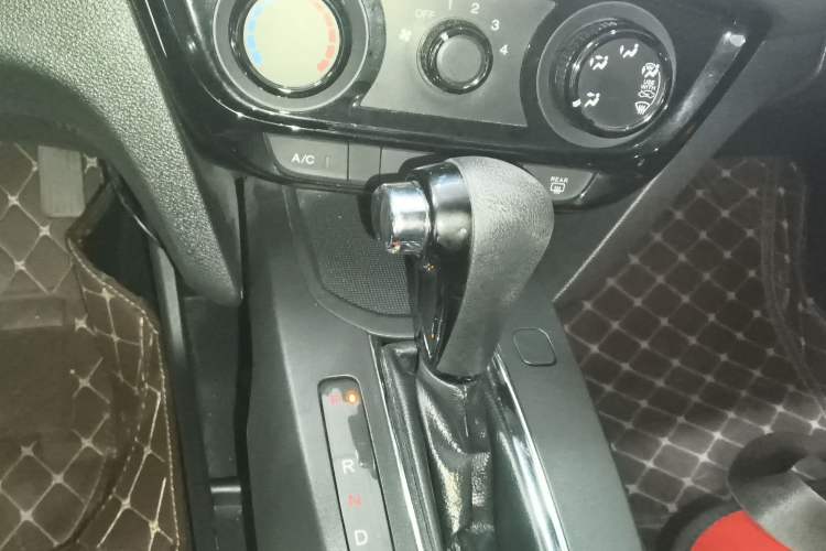 Used Honda XR-V 2015 1.5L LXi CVT Classic Edition
