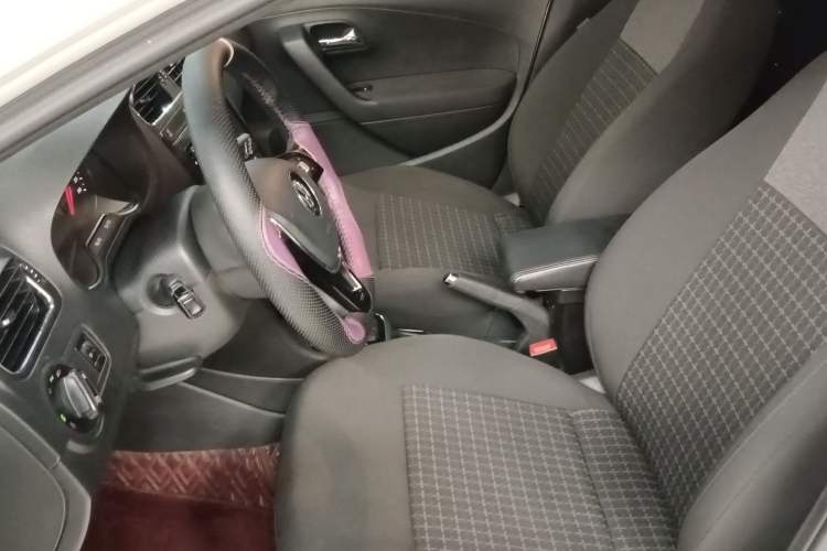 Used Volkswagen Polo 2018 1.5L Automatic Enjoyment Model
