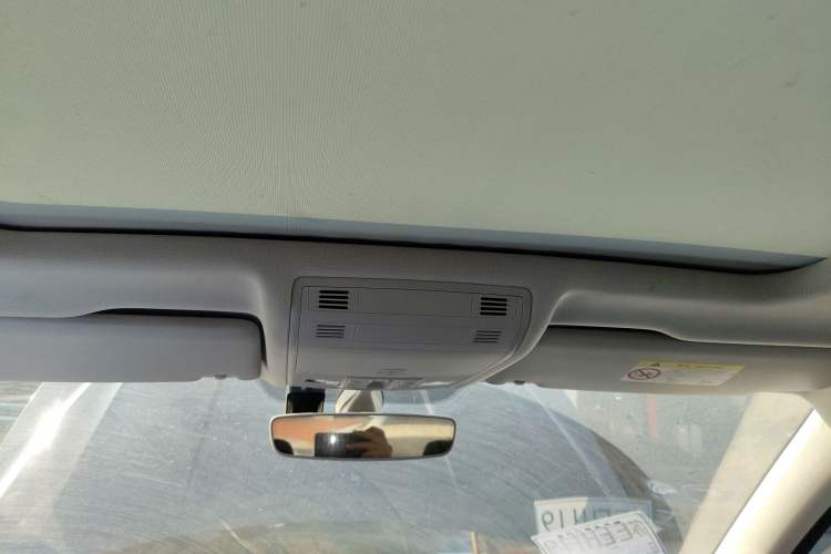 Used Volkswagen Tayron 2022 330TSI Two-Wheel Drive Luxury Smart Connectivity Version