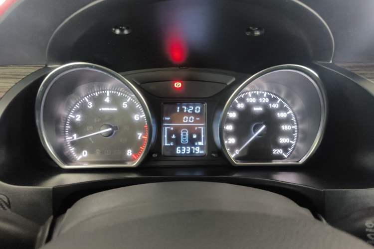 Used Zotye T600 2015 1.5T Manual Luxury Model
