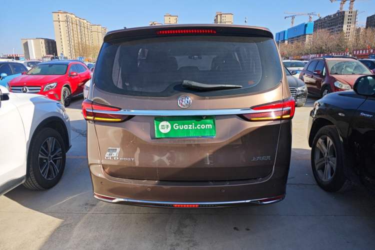 Used Buick GL8 2020 Land Cruiser Executive Class 652T Comfort Model
