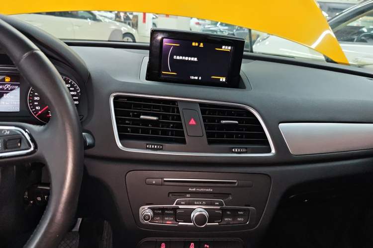 Used Audi Q3 2016 35 TFSI Fashion Model
