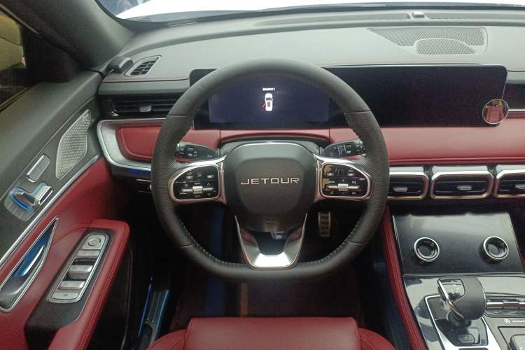 Used JETOUR X70 PLUS 2021 1.6T DCT 7-Seater
