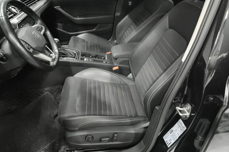 Used Volkswagen Magotan 2020 330TSI DSG Luxury Edition
