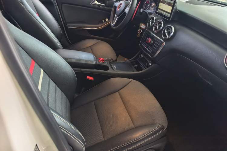 Used Mercedes-Benz A-Class 2015 A 180 Standard Model
