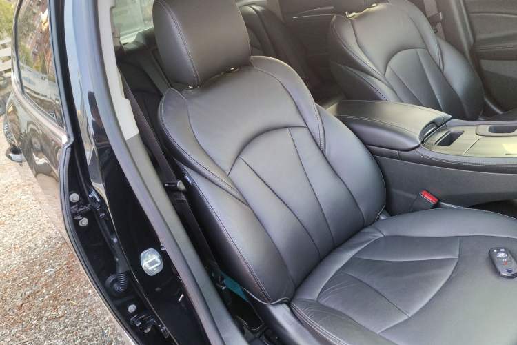 Used Buick LaCrosse 2022 652T Luxury Version
