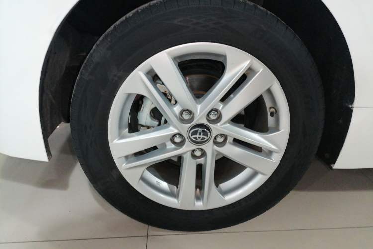 Used Toyota Levin 2021 TNGA 1.5L CVT Leading Edition
