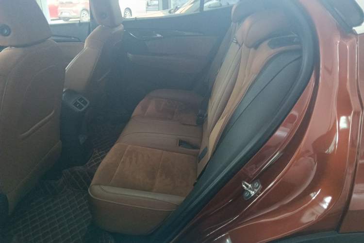 Used Buick Envision 2020 Encore S 652T Four-Wheel Drive Luxury Model
