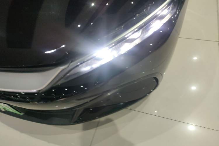 Used BYD Han 2025 DM-i Intelligent Driving Edition 125KM LiDAR Flagship Model
