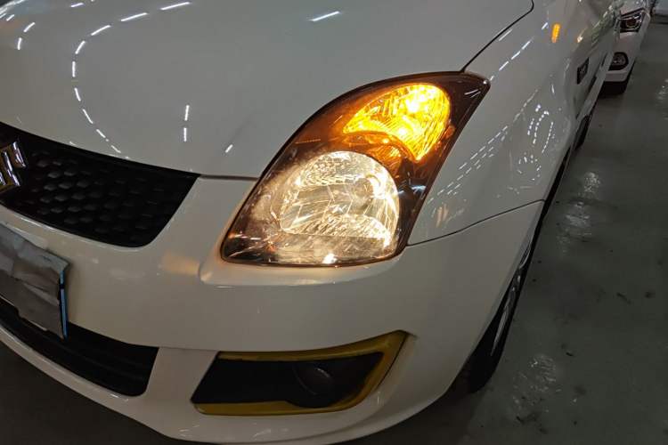 Used Suzuki Swift 2014 1.5L Automatic Fashion Edition
