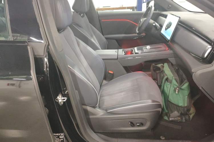 Used VOYAH COURAGE 2024 Four-Wheel Drive Global Edition
