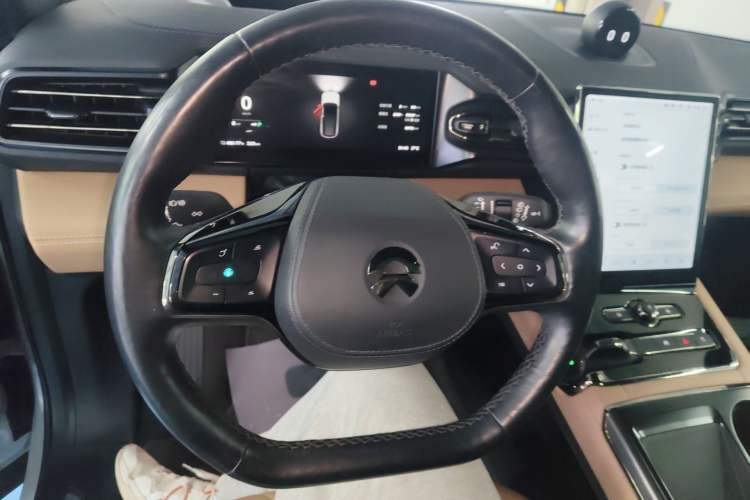 Used Nio ES8 2020 415 km Range 6-Seater Version