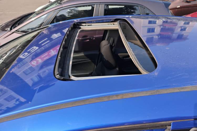 Used Honda Fit 2018 1.5L CVT Comfort Sunroof Version