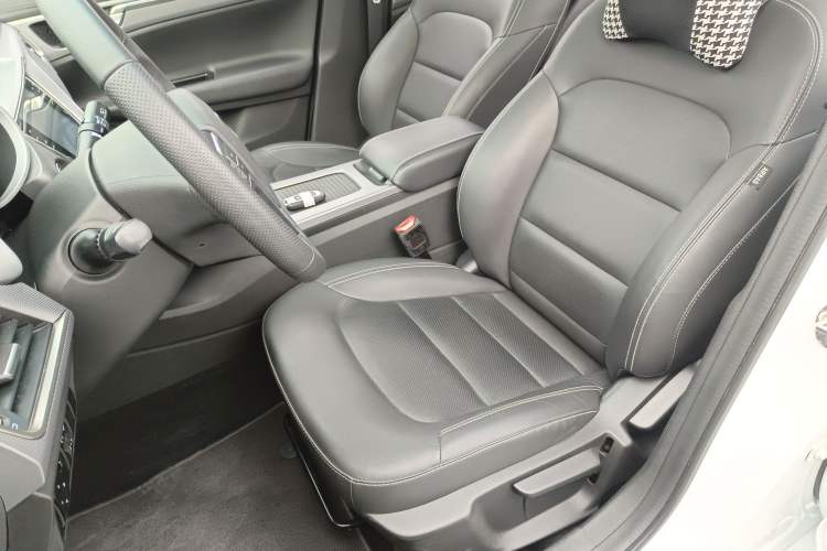 Used Geely Auto Emgrand GL 2019 1.4T CVT Elite Smart Edition
