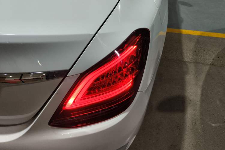 Used Mercedes-Benz C-Class 2020 Restyled C 200 L Fashion Edition Sport Version
