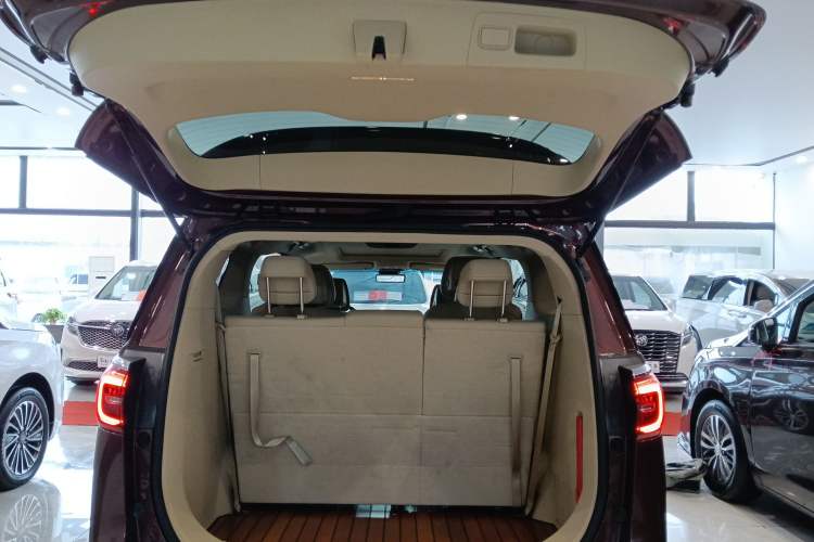 Used Buick GL8 2022 ES Landtrek 653T Luxury Edition
