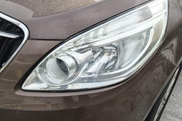 Used Buick GL8 2018 28T Luxury Model China VI Standard
