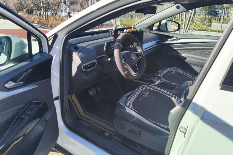 Used Volkswagen ID.4 CROZZ 2021 Long-Range PURE+ Two-Wheel Drive Version