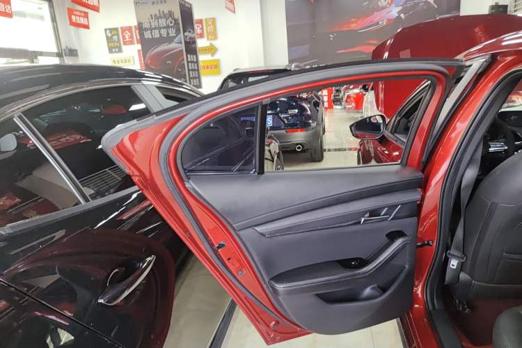 Used Mazda Mazda 3 Axela 2021 2.0L Automatic ZhiXuan Edition
