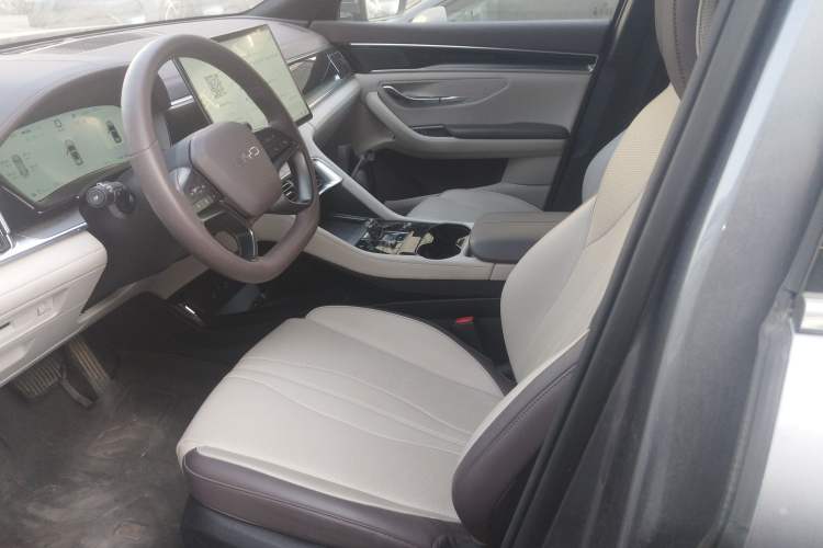 Used BYD Song PLUS New Energy 2025 EV Intelligent Driving Version 520km Premium Model