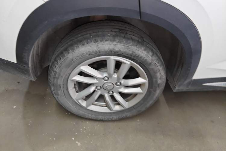 Used Wuling Alvez 2022 1.5L Manual Comfort Version