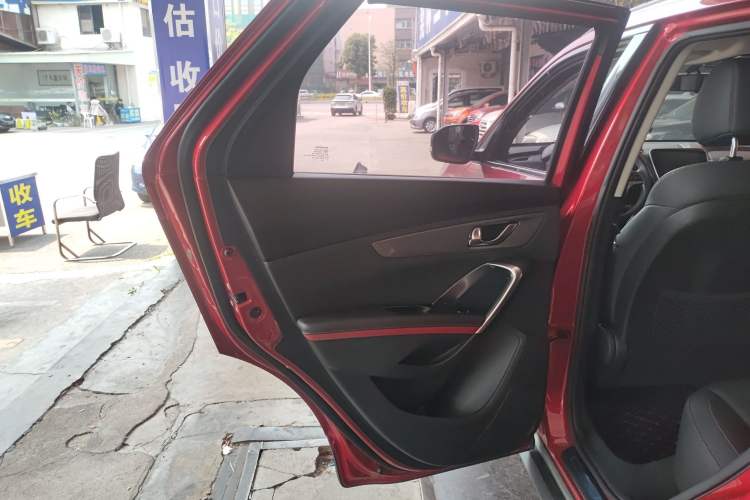 Used Changan CS55 2017 1.5T Automatic Colorful Edition
