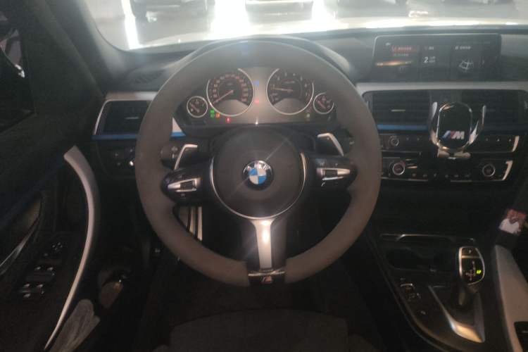 Used BMW 3 Series 2018 320i M Sport Package
