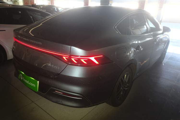 Used BYD Qin PLUS 2021 DM-i 55KM Flagship Model
