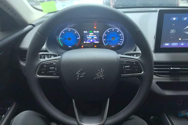 Used Hongqi E-QM5 2022 431 km Charge & Enjoy Edition
