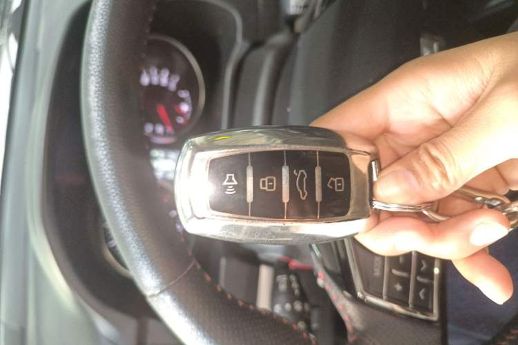 Used Haval M6 2019 1.5T DCT Two-Wheel Drive Elite Version China VI Standard
