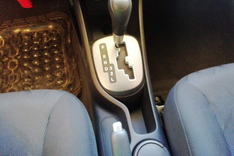 Used Kia K2 2015 Sedan 1.4L Automatic GLS