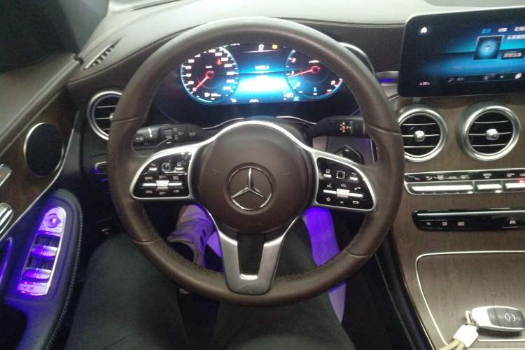 Used Mercedes-Benz GLC 2020 Facelift GLC 300 L 4MATIC Dynamic Edition
