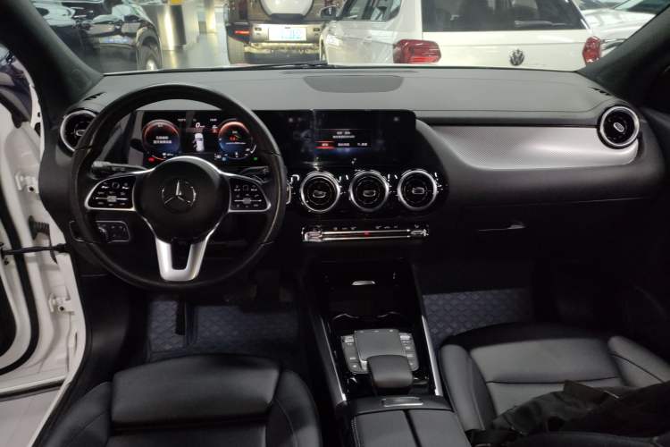 Used Mercedes-Benz GLA 2023 GLA 200
