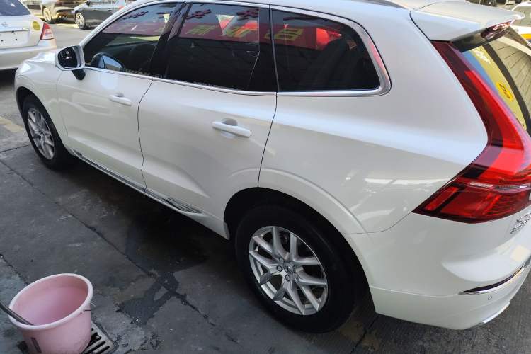 Used Volvo XC60 2020 T5 4x4 Zhiyi Luxury Edition
